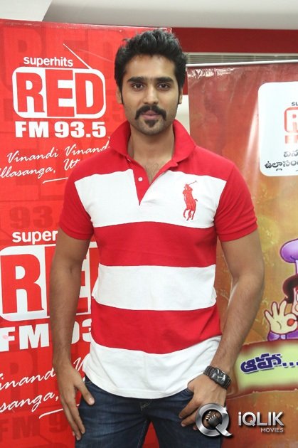 Maine-Pyar-Kiya-Movie-Team-at-Red-FM